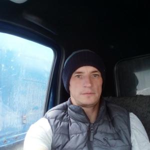 Парни в Среднеуральске: Михаил, 45 - ищет девушку из Среднеуральска