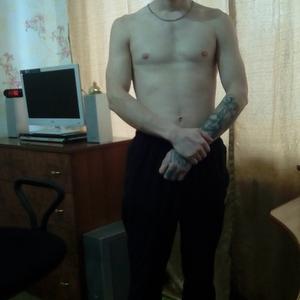 Андрей, 32 года, Новоуральск