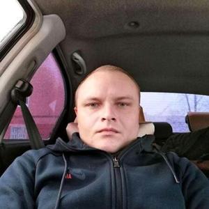 Виктор, 34 года, Киселевск