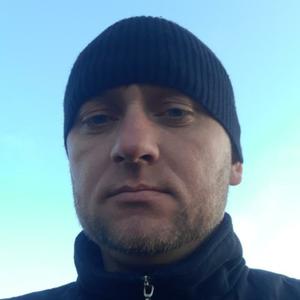 Парни в Бийске: Artem, 35 - ищет девушку из Бийска