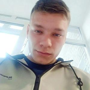 Парни в Перми: Дмитрий, 22 - ищет девушку из Перми