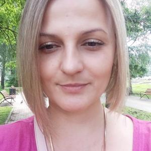 Девушки в Липецке: Лилия, 42 - ищет парня из Липецка