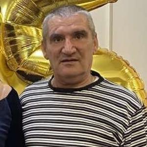 Юрий, 62 года, Брянск