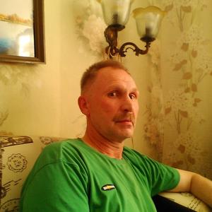 Геннадий, 61 год, Первоуральск