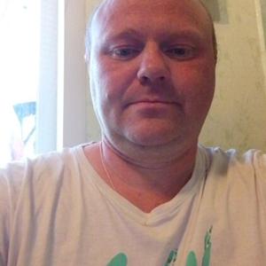 Парни в Вольске: Сергей, 44 - ищет девушку из Вольска