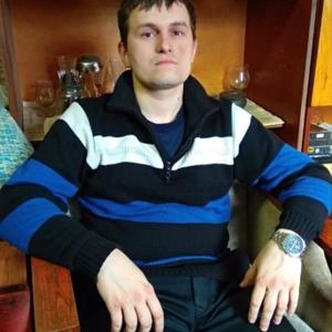 Виктор, 35 лет, Холмск