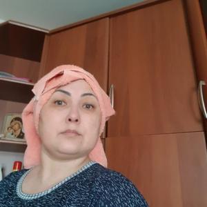 Девушки в Гатчине: Ирина, 55 - ищет парня из Гатчины