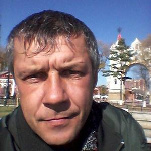 Макс, 46 лет, Белогорск