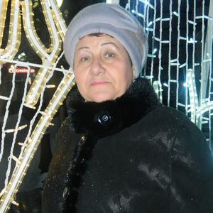 Валентина, 70 лет, Брянск