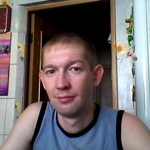 Парни в Урае (Ханты-Мансийский АО): Виталий , 44 - ищет девушку из Урая (Ханты-Мансийский АО)