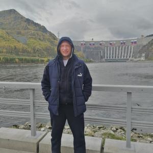 Парни в Горно-Алтайске: Сергей, 39 - ищет девушку из Горно-Алтайска