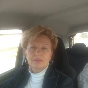 Вера, 69 лет, Калининград