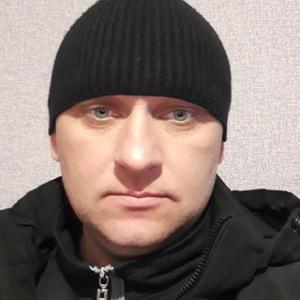 Парни в Бийске: Artem, 35 - ищет девушку из Бийска