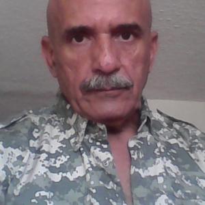 Ildefonzo Ramírez, 68 лет, Москва