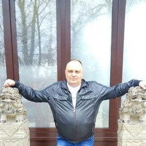 Юрий Иванов, 55 лет, Остров