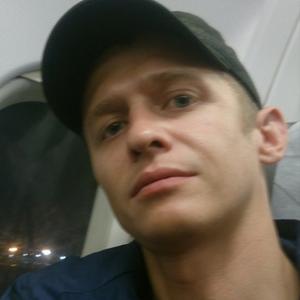 Илья Николаевич, 37 лет, Брянск