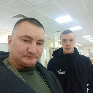 Парни в Первоуральске: Андрей, 26 - ищет девушку из Первоуральска