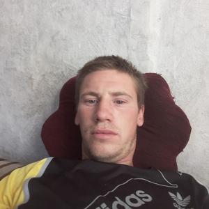 Станислав, 32 года, Азово