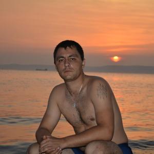 Евгений, 39 лет, Варна