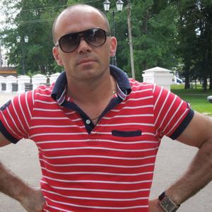 Парни в Вологде: Сергей, 49 - ищет девушку из Вологды