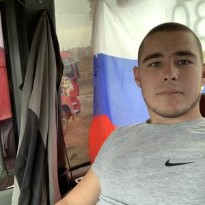 Дмитрий, 25 лет, Тюмень