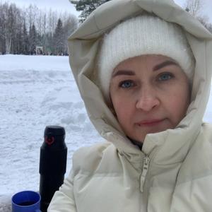 Девушки в Северодвинске: Аля, 51 - ищет парня из Северодвинска