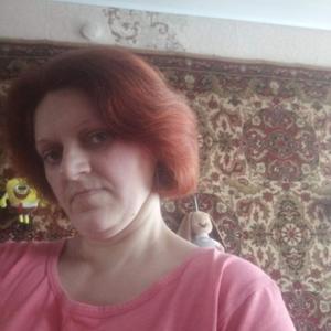 Девушки в Омске: Виктория, 39 - ищет парня из Омска